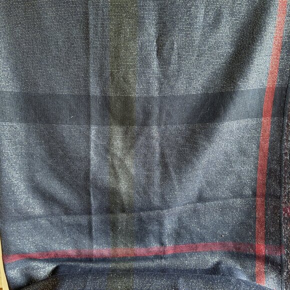 NWT Artizan Robin Barre Sparkly Plaid Scarf or Wrap, Navy With Red, Gold Sparkle - Picture 7 of 16